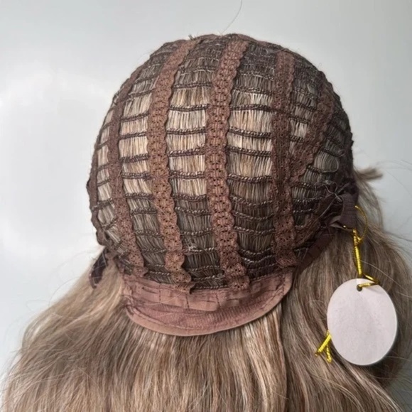 ASHY BALAYAGE blonde Wig wit bangs - Picture 5 of 10